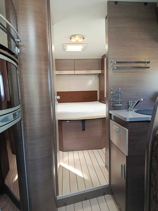 Autocaravana integral cama central
