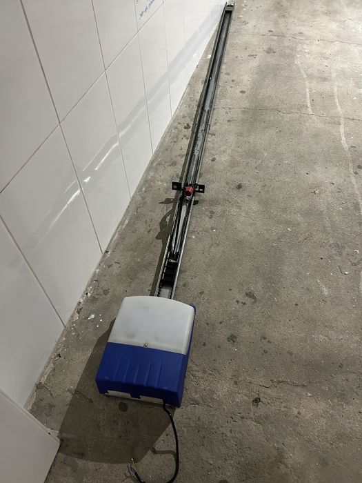 Automatismo (avariado) porta garagem