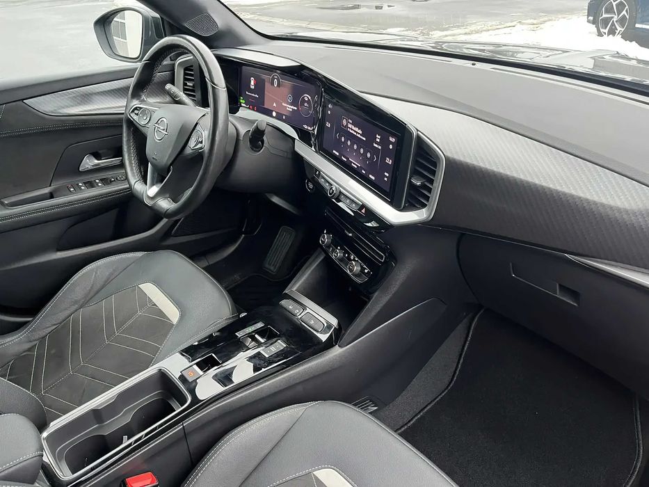 Opel Mokka-E      2021