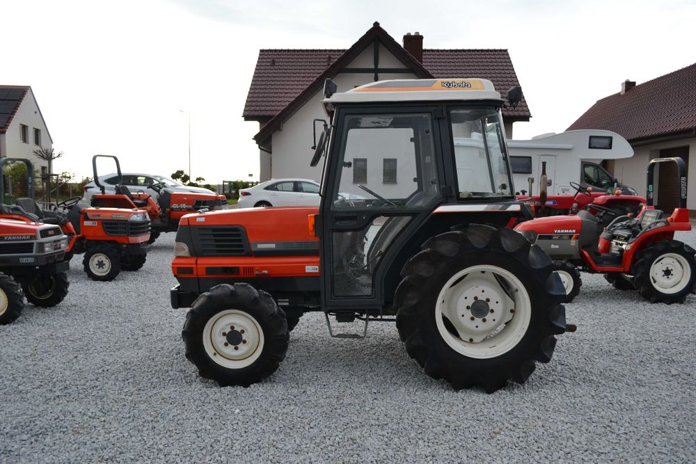 Traktorek japoński mini traktor Kubota Mitsubishi nl japonski Kabinowy