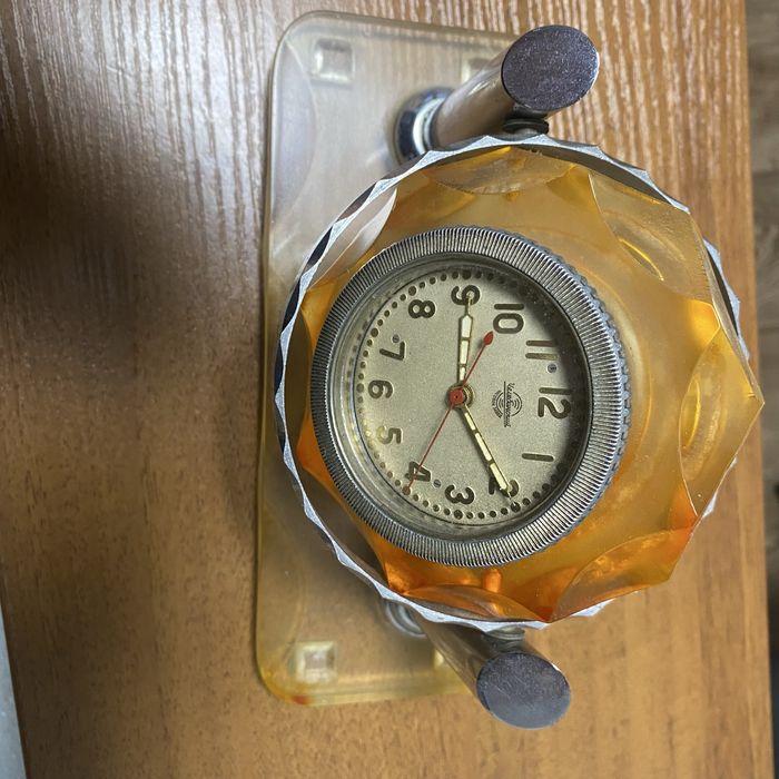 Механические комнатные часы (танковые)