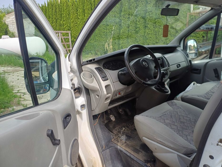 Opel vivaro 1.9 2002r
