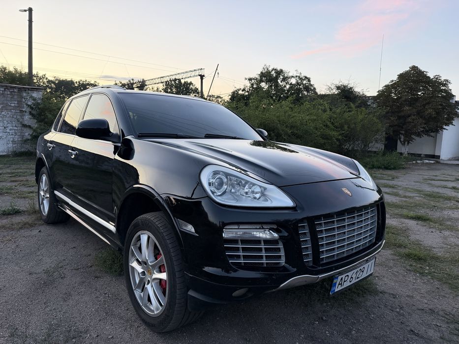 Porsche Cayenne. 4.5-турбо.
