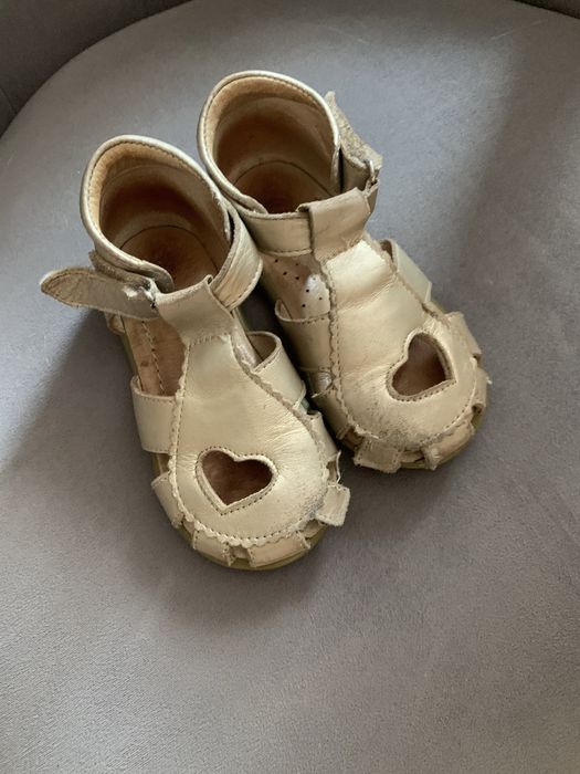 Sandały Emel 23 złote