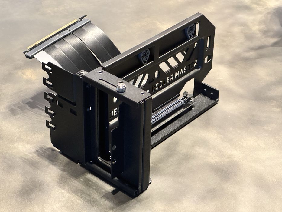 ~~ Cooler Master Vertical Card Holder V3 Riser z taśmą GPU - PCIE 4.0 ~~