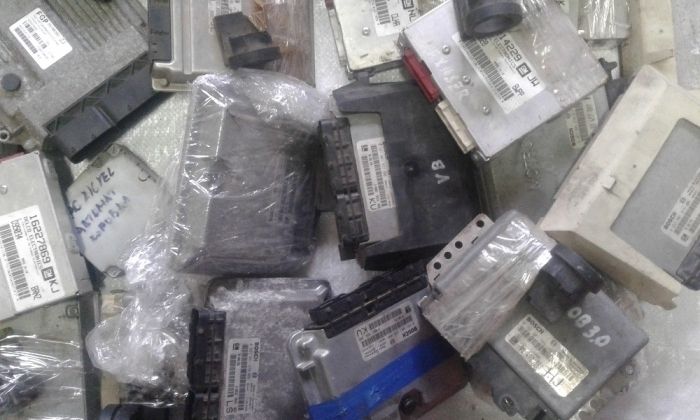 Блок управління ЕБУ мозги Opel Astra Vectra Omega Zafira Insignia