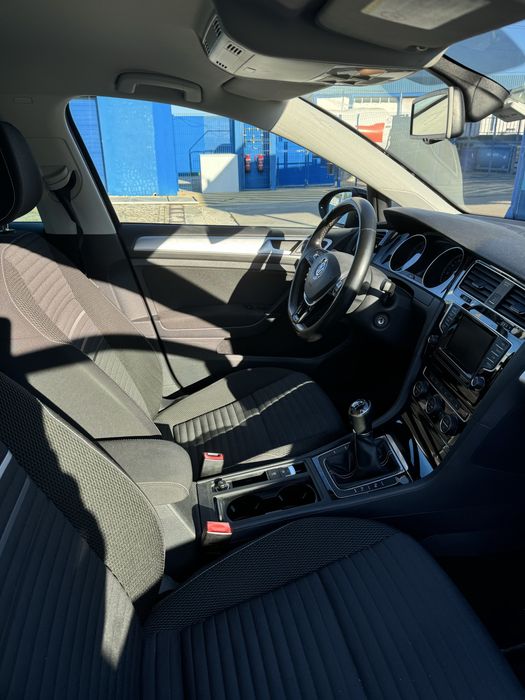 Volkswagen Golf — fotografia 12