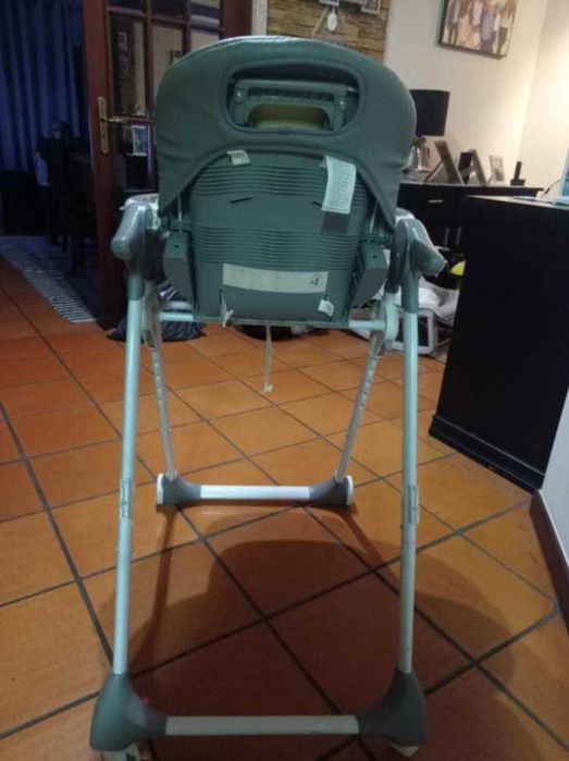 Cadeira de bebé para refeição