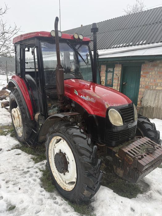 Трактор Yto x804