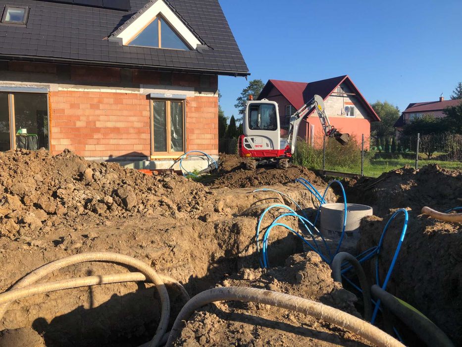 Usługi Minikoparka Roboty ziemne Koparka Wykopy Utwardzanie Równanie