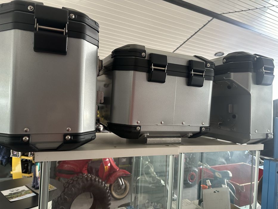 Malas novas Moto Guzzi V85tt