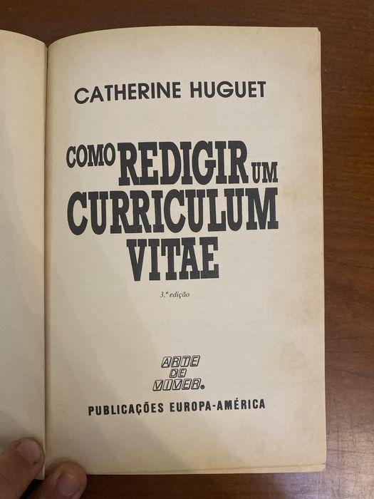 Livro de Como Redigir um Curriculum Vitae