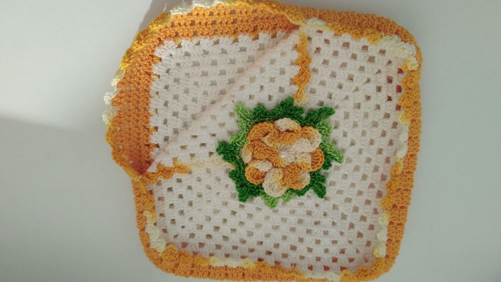 Porta guardanapos em renda