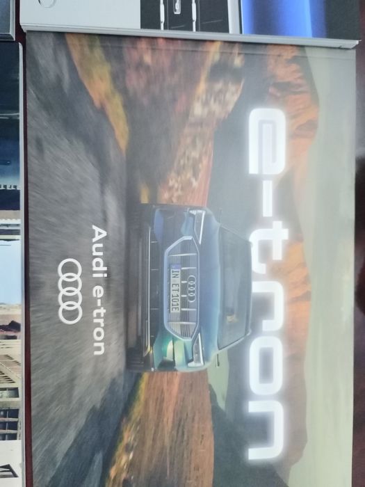 Livros lançamento Audi vários modelos