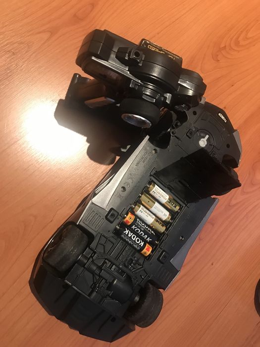 Carros telecomandados marca Niko e Ninco