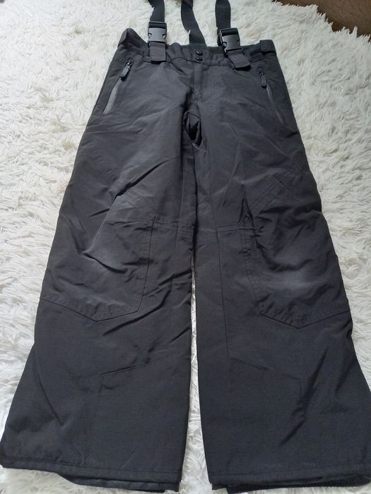 Spodnie narciarskie  czarne rozmiar 140cm