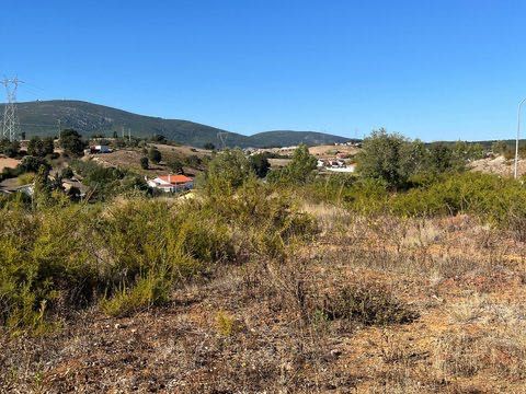 Vende-se terreno na Abrigada e Cabanas de Torres