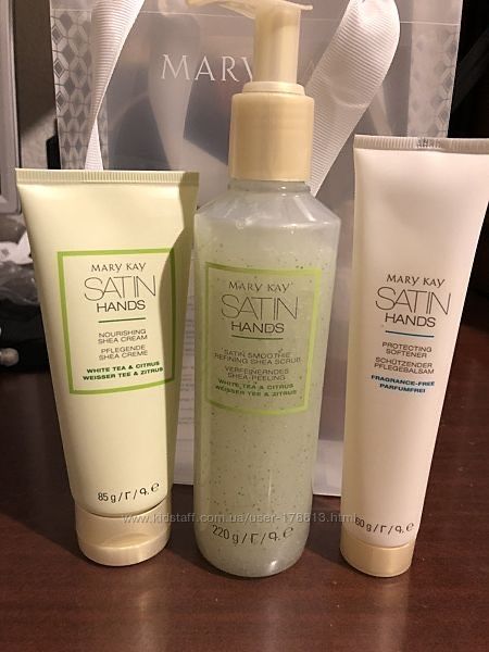 Набір Satin Hands оксамитові бархатні ручки Мері  Кей Мери Кей