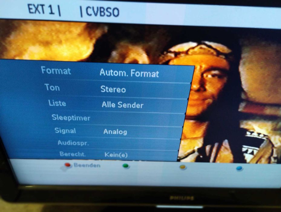 Telewizor płaski "Philips" z pilotem - 32 cale