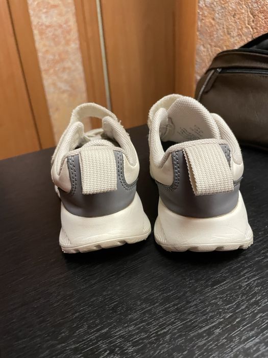 Кросівки дитячі H&M