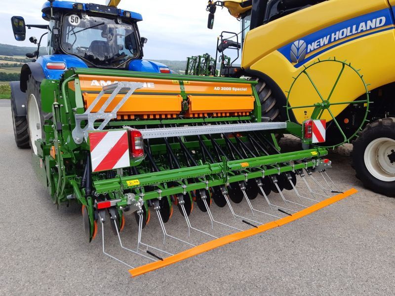 Listwy plastikowe zagarniacza AMAZONE D9 AD3000 nowe 963350 [1180]