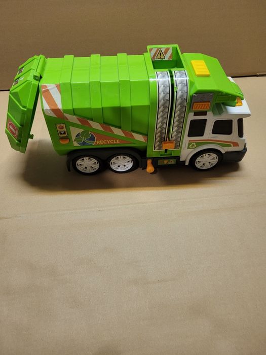 Śmieciarka dziecięca