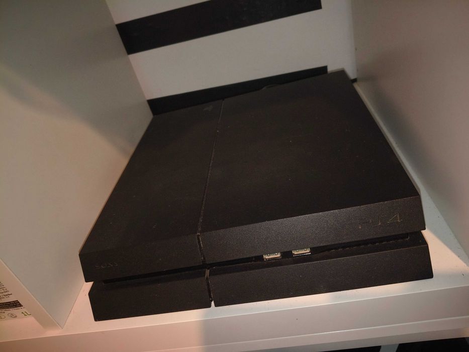 PlayStation 4 500GB