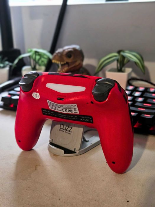 Wireless PC / PS4 Controllers64740404220034123