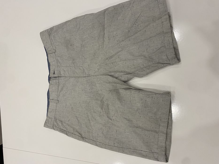 Calções cinzento rapaz