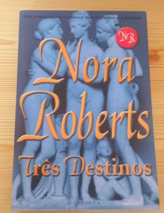 Vendo 2 Livros de Nora Roberts