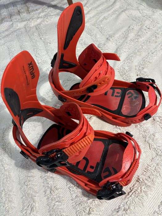 Wiązania Flux XF snowboard rozmiar M carving freeride allmountai