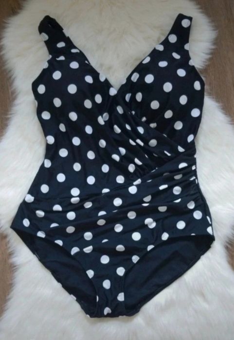 Strój kąpielowy r.42