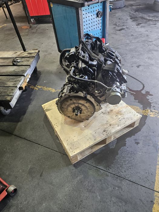 Vendo motor 1.8 turbo referencia motor CAB