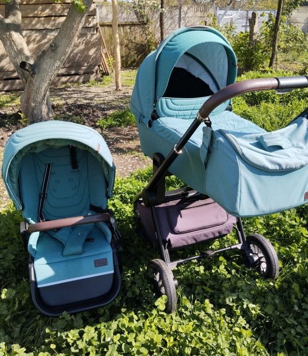 Продам коляску Carrello 2 в 1 самовивіз
