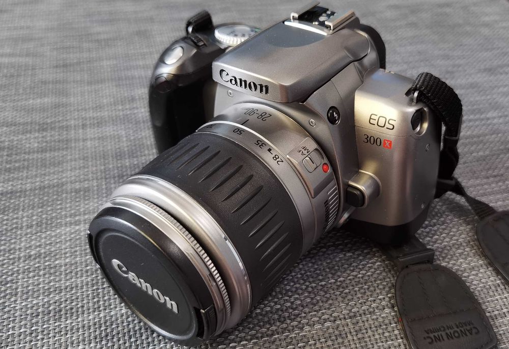 Плёночная камера Canon EOS 300X