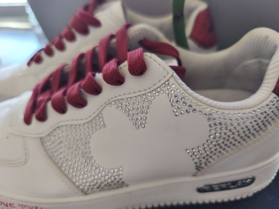 Tênis edição limitada