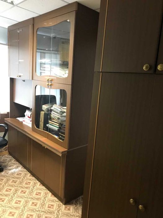 Комплект офісних меблів