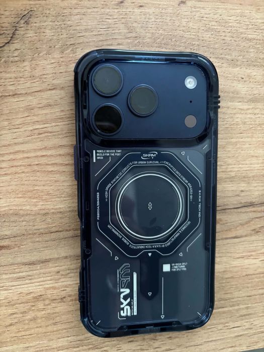 Iphone 17 Pro - Granatowy