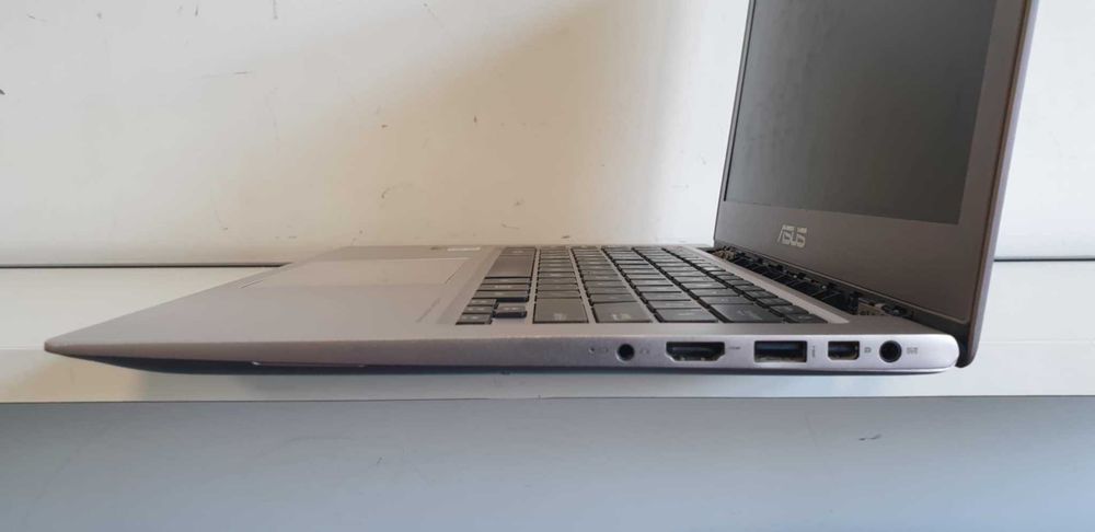 Laptop ASUS UX303L 13,3" i7 8GB SSD256 W11P