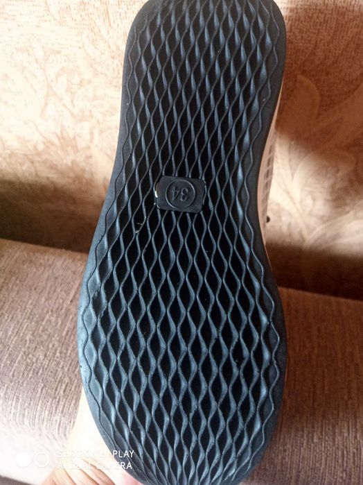 Кросівки від Адідас