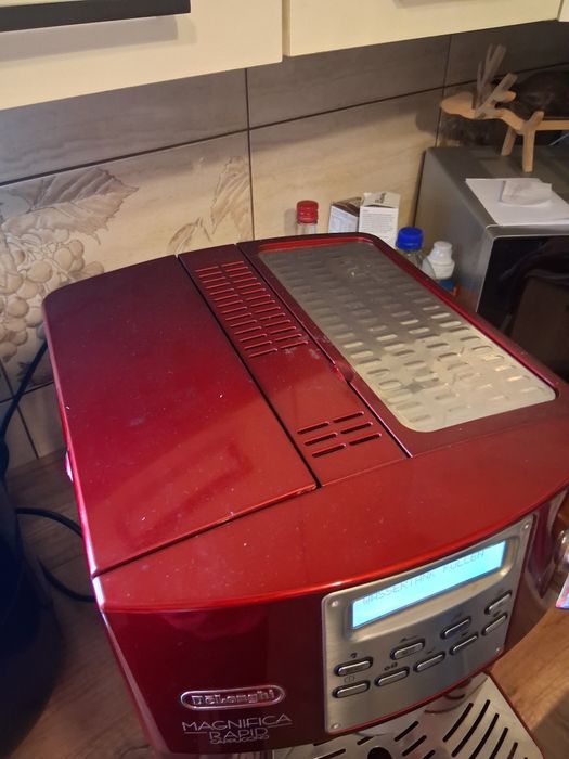 DeLonghi MAGNIFICA RAPID cappuccino.