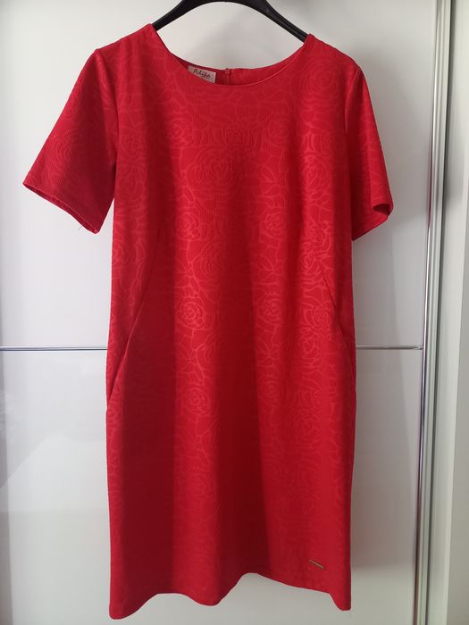 Elegancka sukienka 44 Adika  czerwona