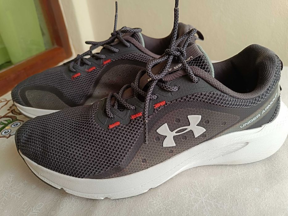 Tênis Under Armour Charged Surpass Masculino - Cinza e Verde N45