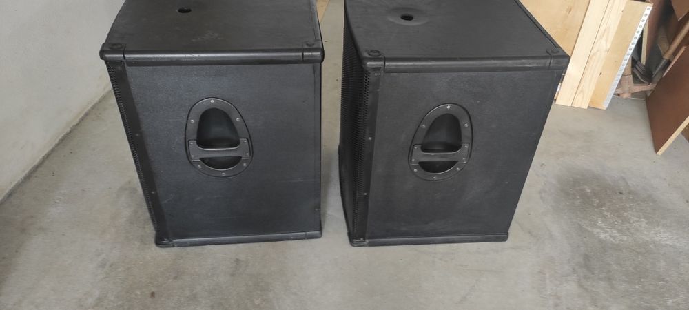Colunas graves behringer sub 18"