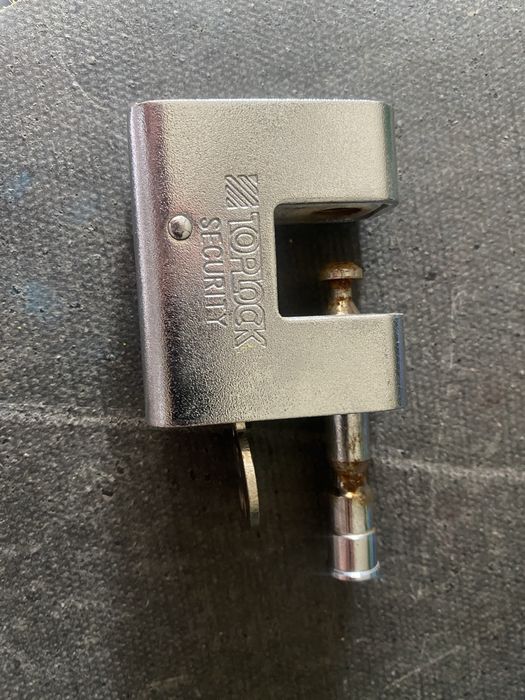 Ланцюги та колодки