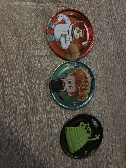 Продам фішки з різних мультиків.