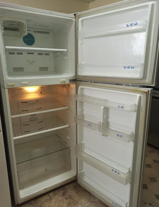 Холодидьник Samsung SR 40 RMB