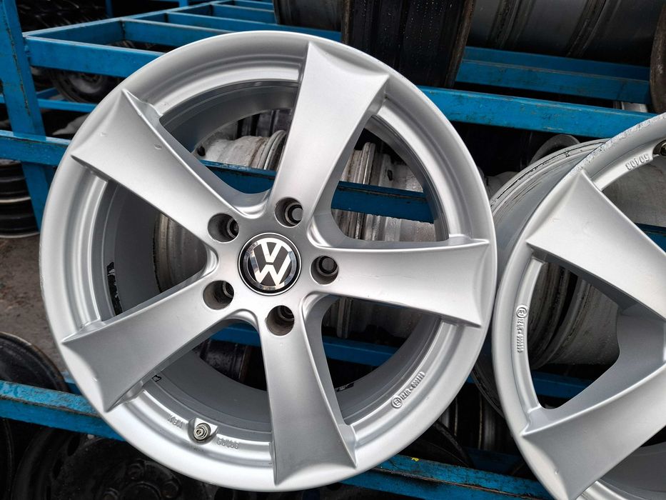 Диски Dezent 5/120 R17 8J ET30 Фольцваген Т5 БМВ .