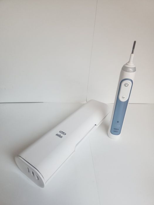 Szczoteczka oar b genius