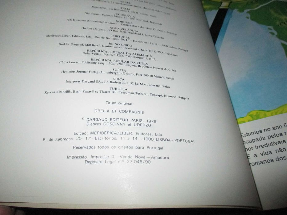 Livro Obélix e Companhia 1ª edição Meribérica capa mole